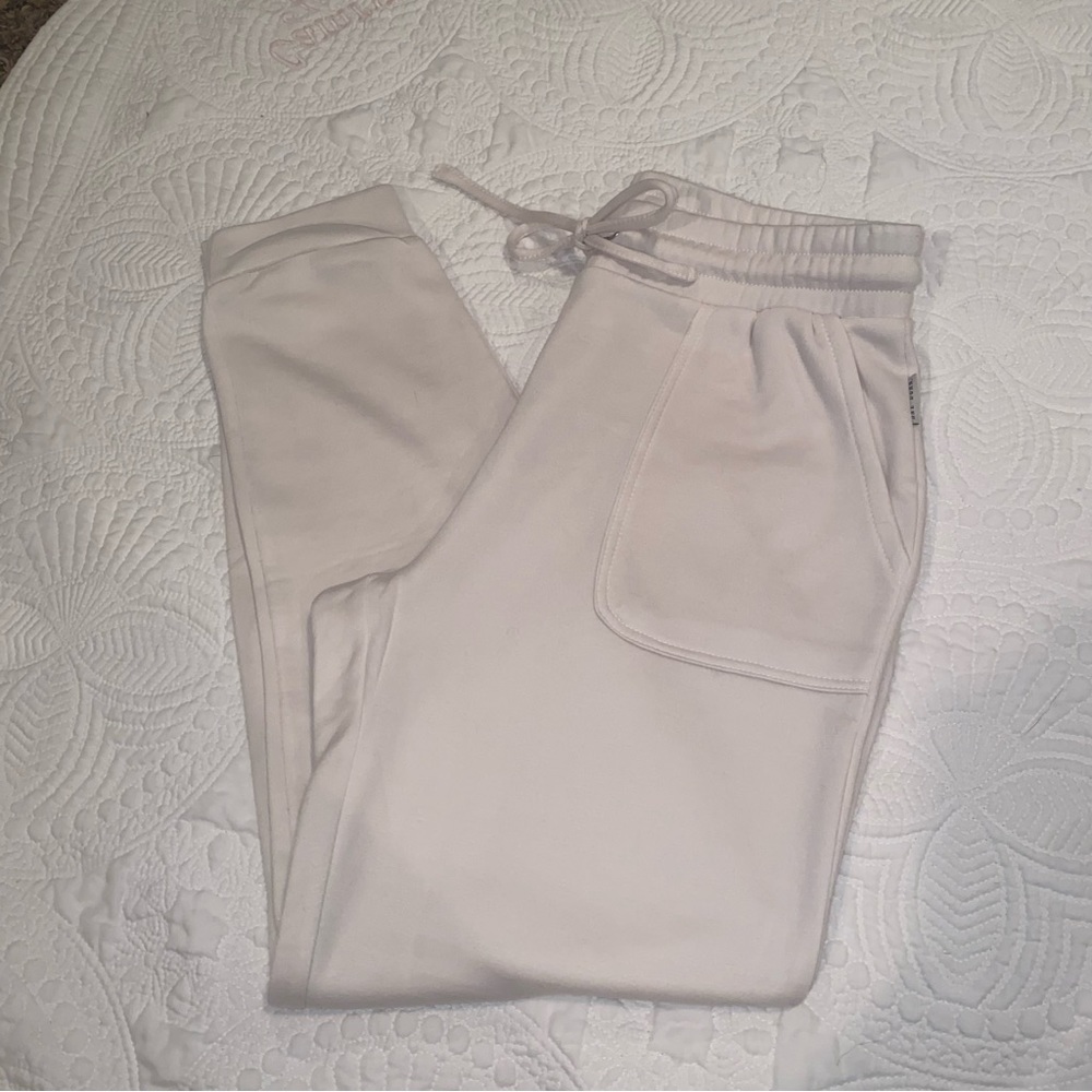 Rae Dunn womens off white jogger sweatpants with pockets and drawstring tie